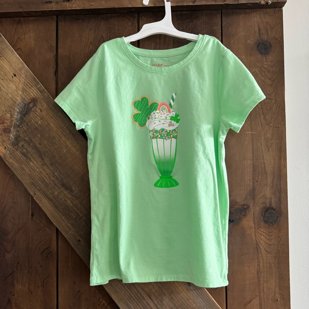 Cat & Jack Light Green Kids T-Shirt with Shamrock Milkshake Design